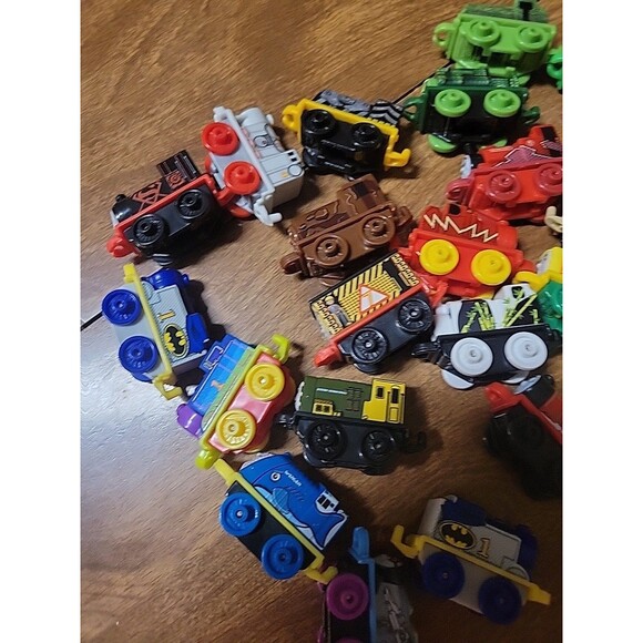 Thomas The Tank Train and Friends Lot Mini Trains Super Heroes etc.. - Picture 8 of 12